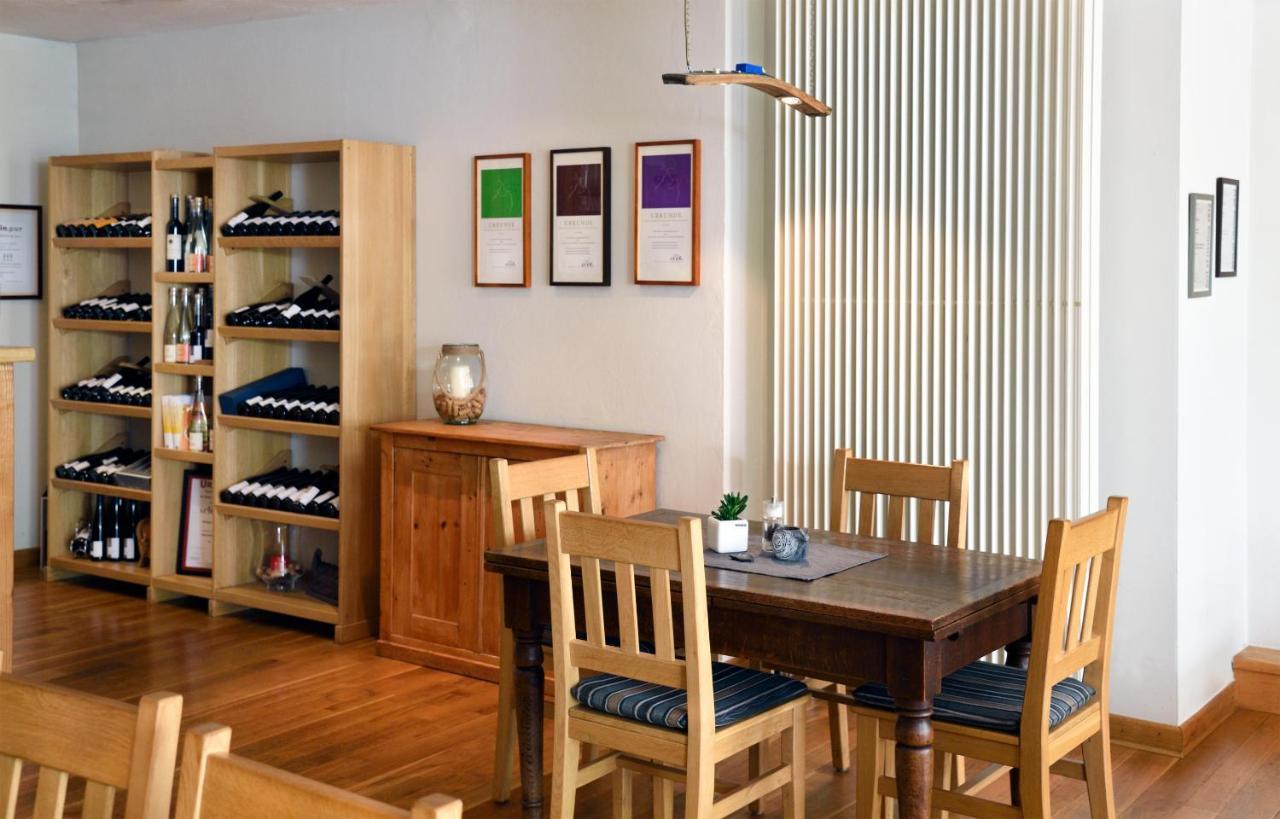 Hotel Weingut Weich Riol Esterno foto